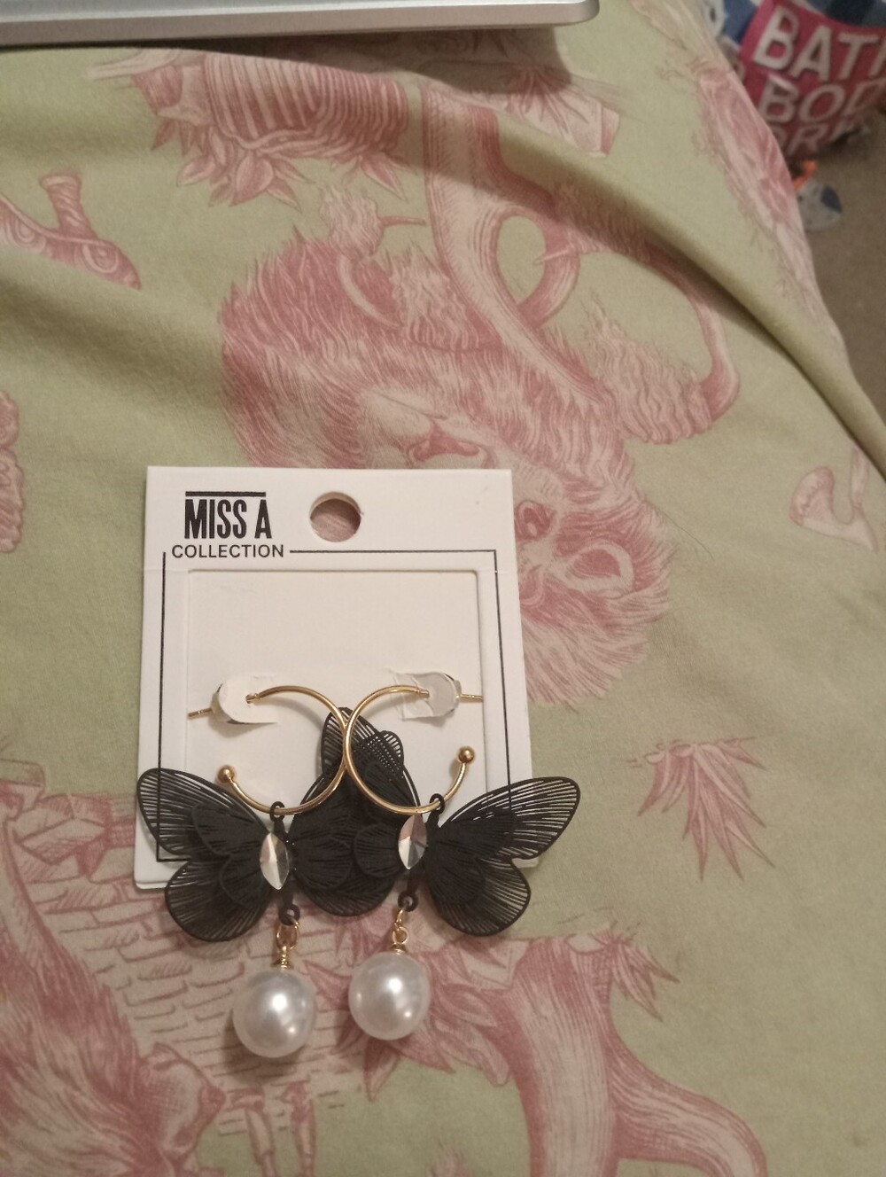NWOT Black Butterfly Faux Pearl Coquette Gold Hoop Earrings